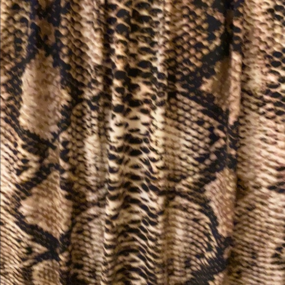Snake skin top - Picture 3 of 4